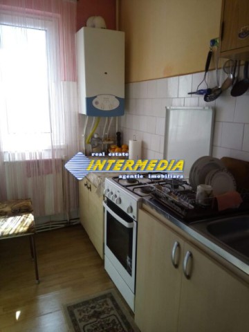 apartament-2-camere-de-vanzare-in-cetate-bloc-de-caramida-6