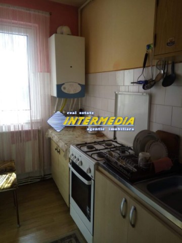 apartament-2-camere-de-vanzare-in-cetate-bloc-de-caramida-9