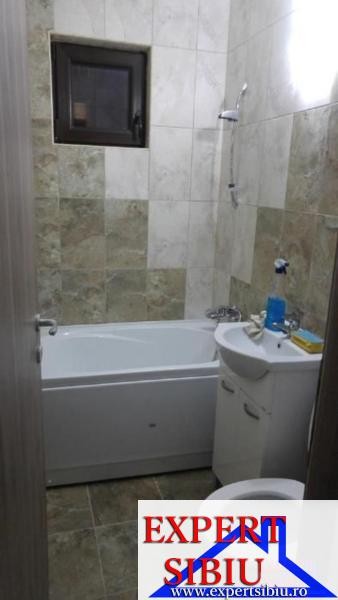 inchiriez-apartament-3-camererecent-renovatzona-mihai-viteazul-4