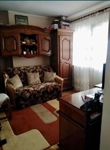 apartament-3-camere-de-vanzare-zona-piata-mare-1