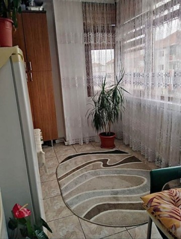 apartament-3-camere-de-vanzare-zona-piata-mare-4