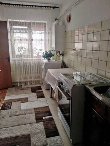apartament-3-camere-de-vanzare-zona-piata-mare-5