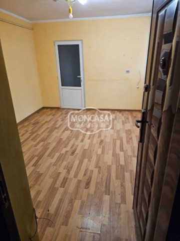 garsoniera-s-25-mp-etaj-2-zona-parcul-tineretului-3