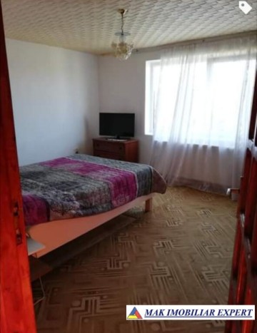 vila-6-camere-cu-teren-600-mp-de-vanzare-in-grui-campulung-muscel-arges-9