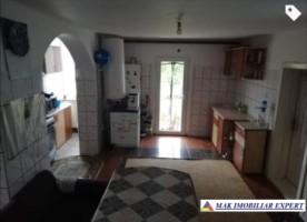 vila-6-camere-cu-teren-600-mp-de-vanzare-in-grui-campulung-muscel-arges-13