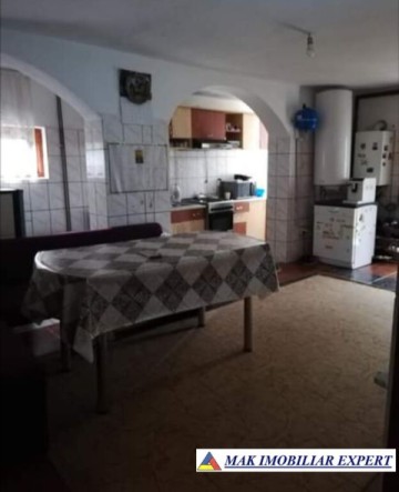 vila-6-camere-cu-teren-600-mp-de-vanzare-in-grui-campulung-muscel-arges-14