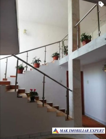 vila-6-camere-cu-teren-600-mp-de-vanzare-in-grui-campulung-muscel-arges-17