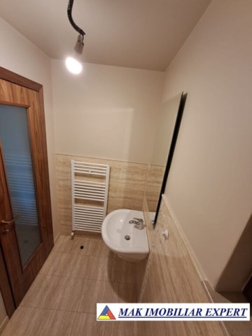 vila-4-camere-cu-teren-500-mp-de-vanzare-in-grui-campulung-muscel-arges-50