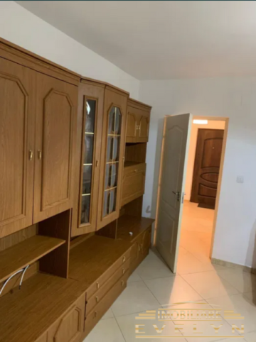 apartament-2-camere-la-parter-zona-capat-1-1