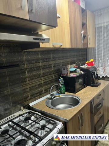 ocupat-ian-2026-de-inchiriat-apartament-2-camere-confort-2-situat-la-etajul-4-in-cartierul-visoi-campulung-muscel-arges-9