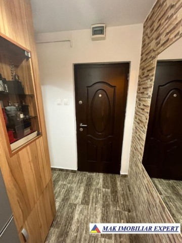 ocupat-ian-2026-de-inchiriat-apartament-2-camere-confort-2-situat-la-etajul-4-in-cartierul-visoi-campulung-muscel-arges-7