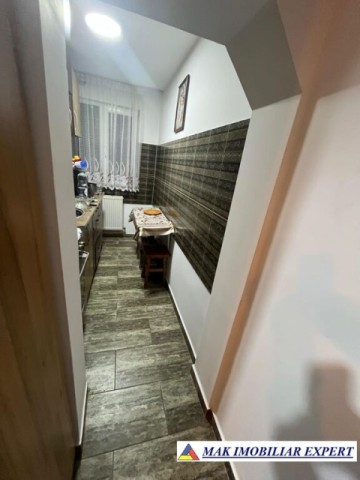 ocupat-ian-2026-de-inchiriat-apartament-2-camere-confort-2-situat-la-etajul-4-in-cartierul-visoi-campulung-muscel-arges-10