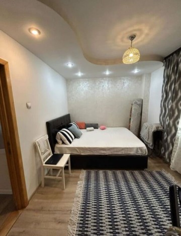 de-vanzare-apartament-cu-2-camere-semidecomandat-zona-stadion-4