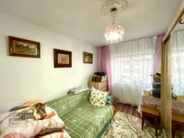 de-vanzare-apartament-cu-3-camere-decomandat-zona-piata-mare-1