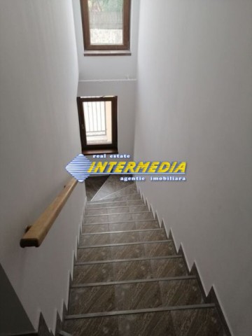 de-inchiriat-duplex-de-80-mp-cu-3-camere-si-doua-bai-living-si-curte-mobilata-5
