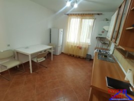 inchiriez-apartament-2-camere-decomandat-renovatzona-strand-8