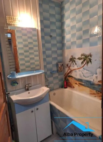 apartament-3-camere-zona-cetate-ultracentral-4