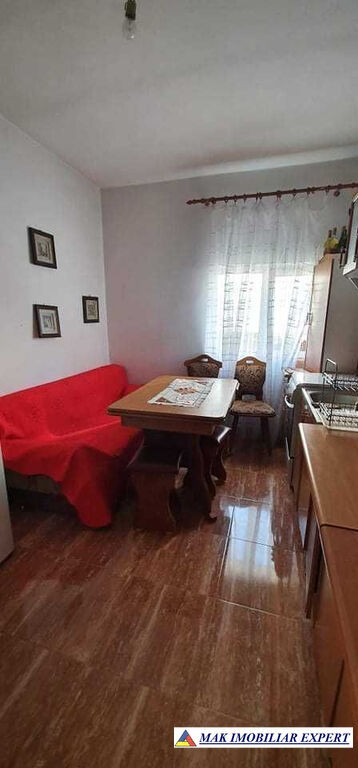 casa-cu-3-camere-si-teren-de-100-mp-de-vanzare-in-cetateni-arges-locuinta-accesibila-intr-o-zona-linistita-11