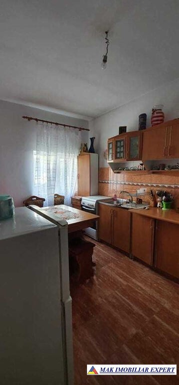 casa-cu-3-camere-si-teren-de-100-mp-de-vanzare-in-cetateni-arges-locuinta-accesibila-intr-o-zona-linistita-12