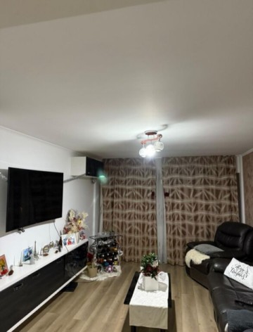 de-vanzare-apartament-cu-4-camere-decomandat-zona-stadion-3