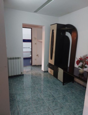 de-vanzare-apartament-cu-2-camere-decomandat-zona-mall