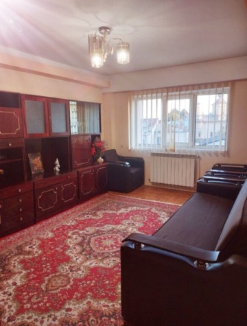 de-vanzare-apartament-cu-2-camere-decomandat-zona-mall-2