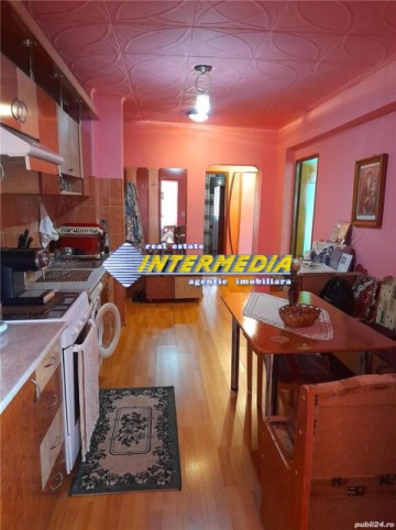 apartament-3-camere-decomandat-de-vanzare-in-alba-iulia-cartier-ampoi-2-2