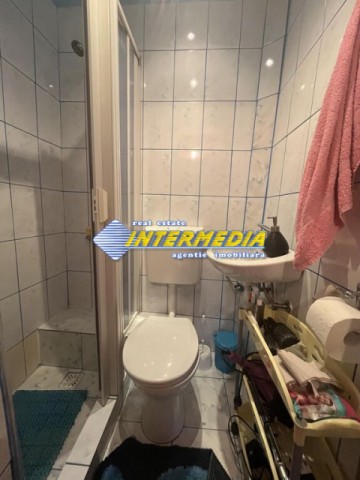 apartament-3-camere-decomandat-de-vanzare-in-alba-iulia-cartier-ampoi-2-6