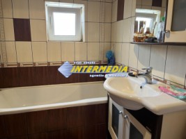 apartament-3-camere-decomandat-de-vanzare-in-alba-iulia-cartier-ampoi-2-10