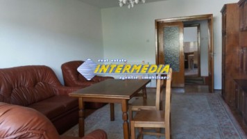 apartament-3-camere-decomandat-de-inchiriat-cetate