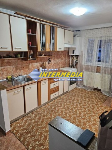 apartament-3-camere-de-inchiriat-in-ampoi-1-alba-iulia-1