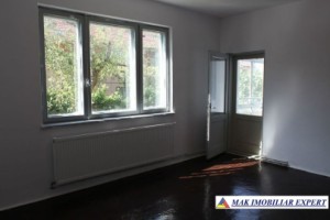 apartament-de-vanzare-3-camere-in-vila-dulpex-teren-170-mp-flamanda-campulung-muscel-arges-3