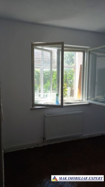 apartament-de-vanzare-3-camere-in-vila-dulpex-teren-170-mp-flamanda-campulung-muscel-arges-10
