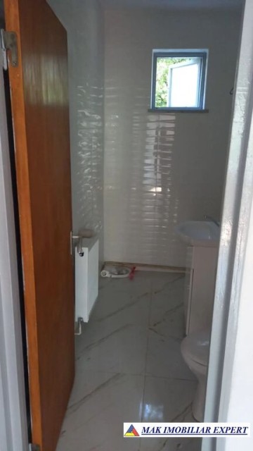 apartament-de-vanzare-3-camere-in-vila-dulpex-teren-170-mp-flamanda-campulung-muscel-arges-7