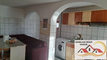 vila-pem-6-camere2-baibucatarie-garaj-si-teren-in-campulung-muscel-zona-grui-pret-135000-euro-negociabil-3