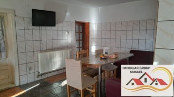 vila-pem-6-camere2-baibucatarie-garaj-si-teren-in-campulung-muscel-zona-grui-pret-135000-euro-negociabil-5