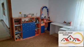 vila-pem-6-camere2-baibucatarie-garaj-si-teren-in-campulung-muscel-zona-grui-pret-135000-euro-negociabil-22