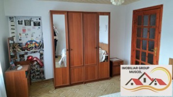vila-pem-6-camere2-baibucatarie-garaj-si-teren-in-campulung-muscel-zona-grui-pret-135000-euro-negociabil-23