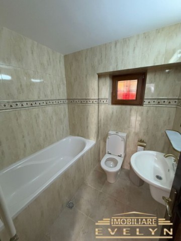 apartament-4-camere-renovat-recent-zona-bdmihai-eminescu-7