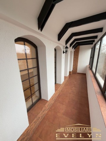 apartament-4-camere-renovat-recent-zona-bdmihai-eminescu-1