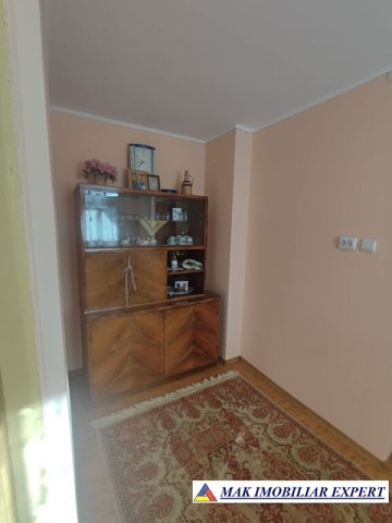 vand-casa-si-anexa-demolabila-cu-teren-de-916-mp-in-centru-campulung-muscel-arges-18