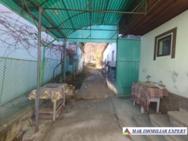 vand-casa-si-anexa-demolabila-cu-teren-de-916-mp-in-centru-campulung-muscel-arges-26