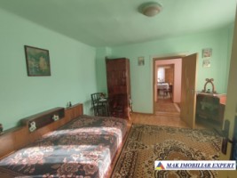 vand-casa-si-anexa-demolabila-cu-teren-de-916-mp-in-centru-campulung-muscel-arges-6
