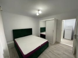 de-inchiriat-apartament-cu-3-camere-zona-piata-mare