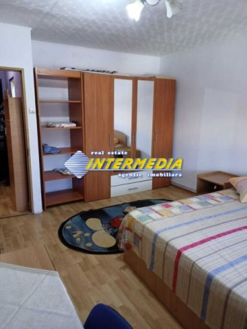 garsoniera-de-inchiriat-32-mp-etaj-intermediar-complet-mobilata-si-utilata-2