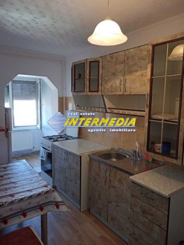 garsoniera-de-inchiriat-32-mp-etaj-intermediar-complet-mobilata-si-utilata-5