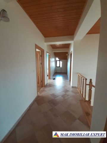 vand-vila-3-camere-teren-1800-mp-campulung-muscel-arges-37