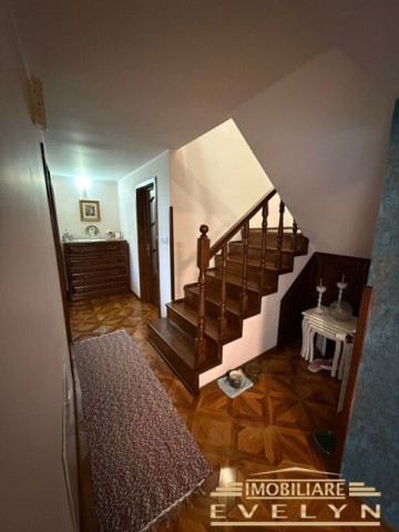 casa-cu-4-camere-pm-zona-bucovina-la-strada-principala-4