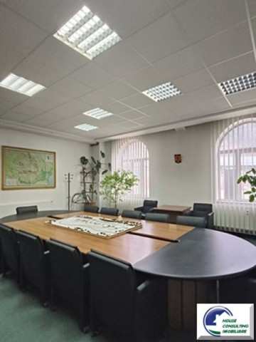 spatiu-de-inchiriat-office-10