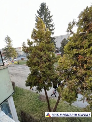ocupat-ian-2026-inchiriez-apartament-2-camere-cf-1-et-24-centru-campulung-muscel-arges-8
